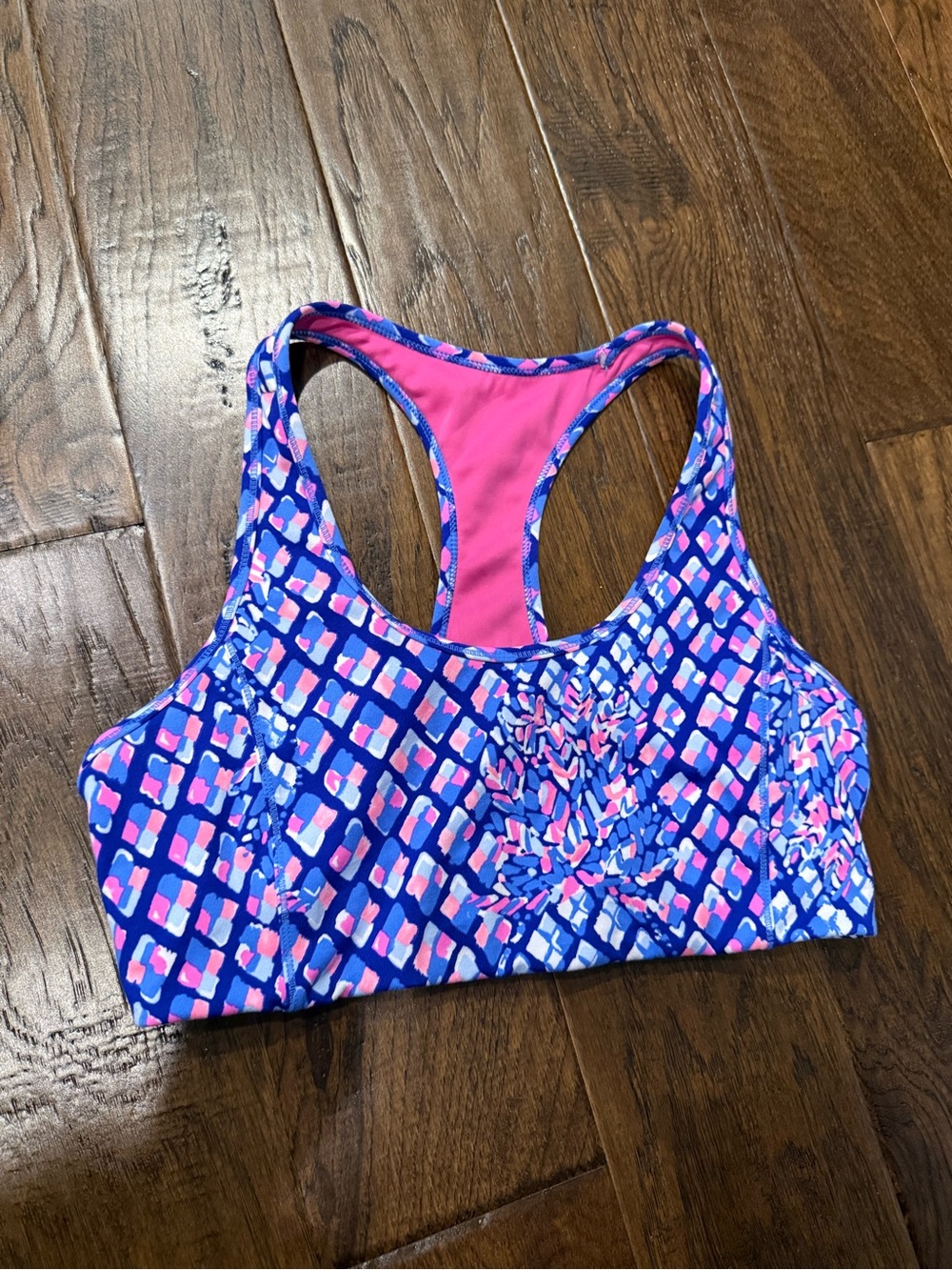 Lilly Pulitzer sports bra size M